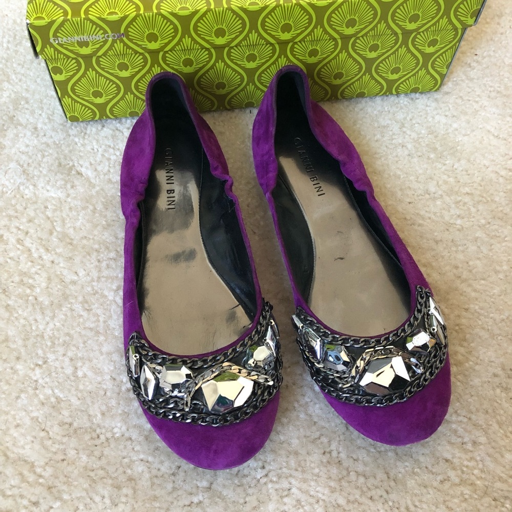 Gianni Bini Magenta Suede Flats